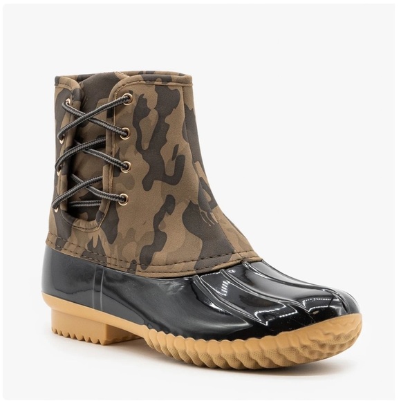 Green Camouflage Print Side Laced Duck Boots - Picture 4 of 9